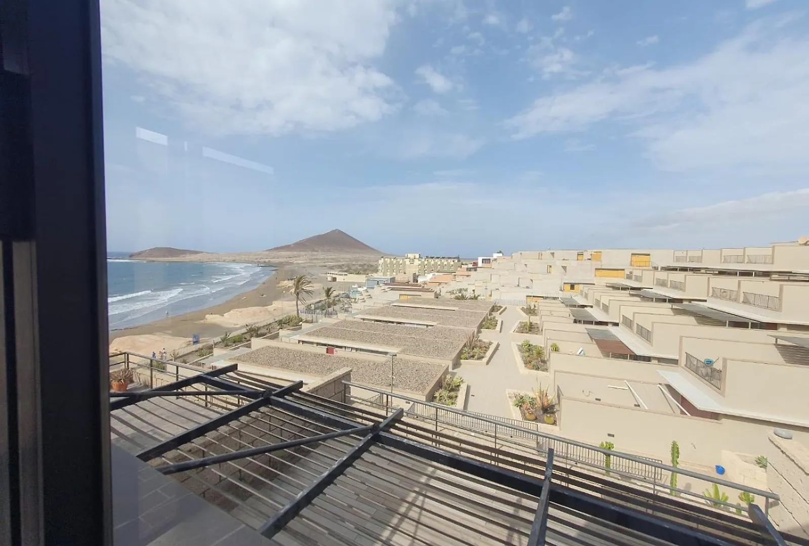 Alquilaencanarias El Medano Spectacular Terrace And Sea Views A Spanien